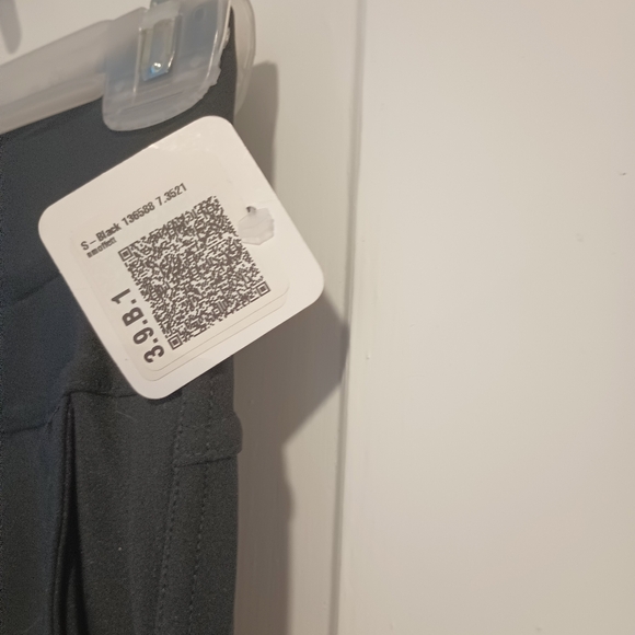 Dress pants - Picture 9 of 12